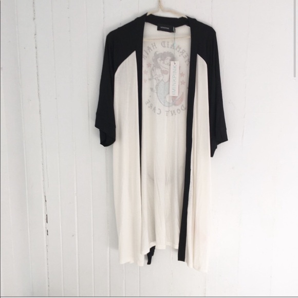 asos ♡ Minkpink | Lounging Robe - White - Picture 4 of 6